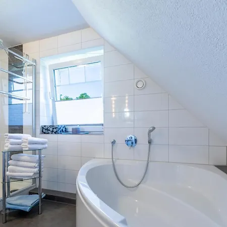 Kranichresidenz Holiday home *